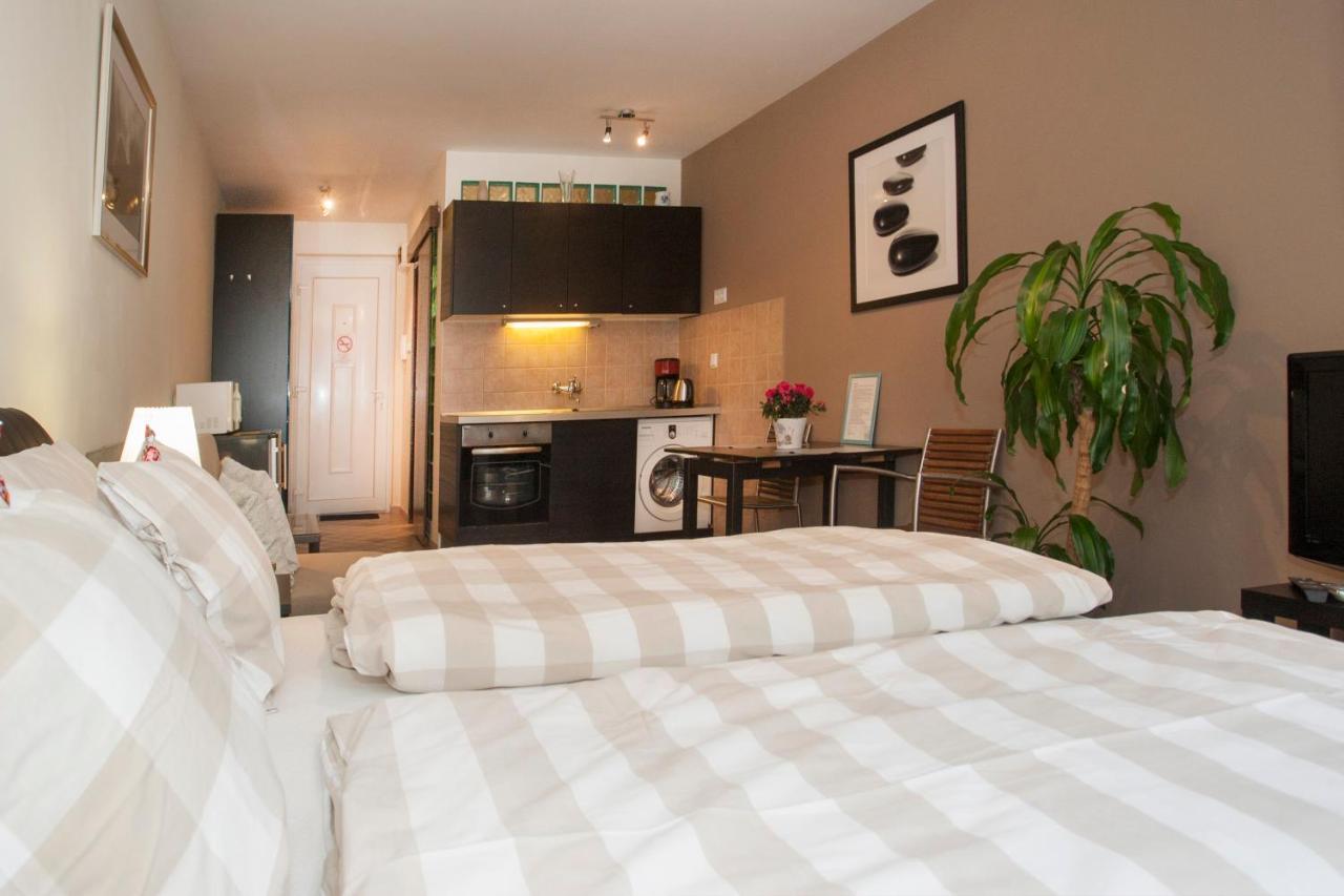 Gloria Apartment Boedapest Buitenkant foto